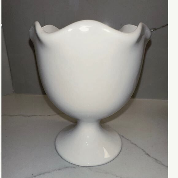 Vintage Set of 4 Porcelain Ice Cream Cups Una Porcelain by Norpro Tulip Dessert - Picture 2 of 6